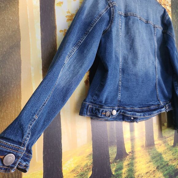 Torrid Women's Denim Jacket Plus Size 2 Medium Wash Stretch Long Sleeve Trucker - Picture 10 of 12
